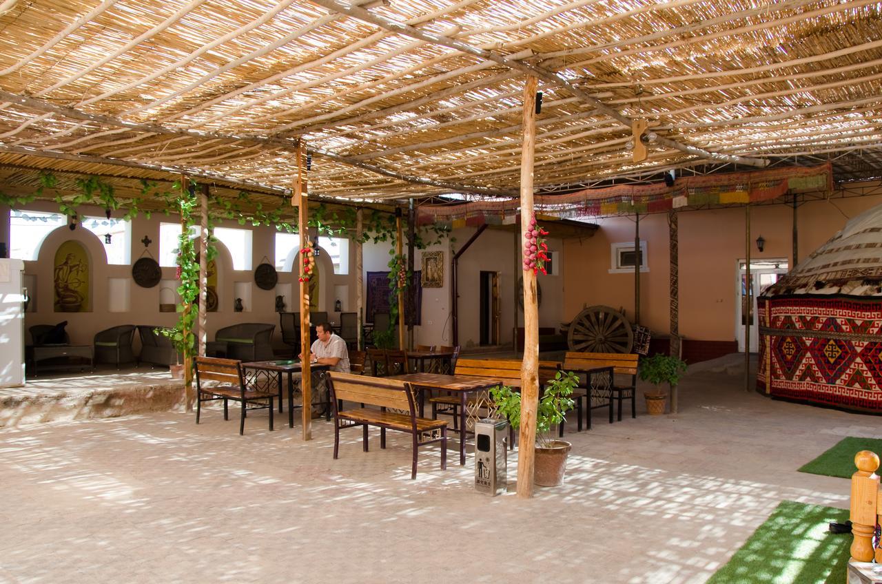 Jipek Joli Inn Nukus Exterior foto