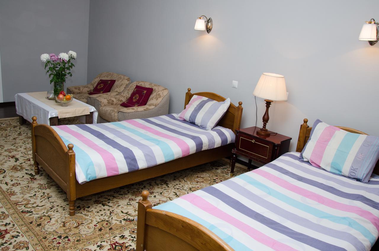 Jipek Joli Inn Nukus Exterior foto